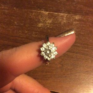 Clear crystal ring in silver